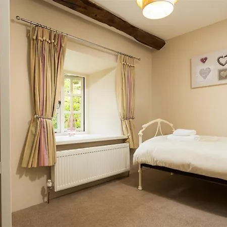 Longcroft End * Hawkshead
