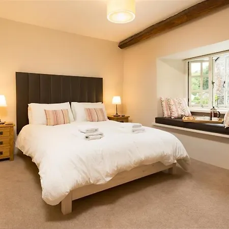 Longcroft End *