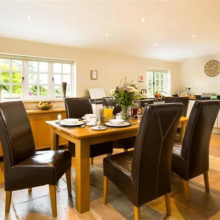 Longcroft End Ferienhaus